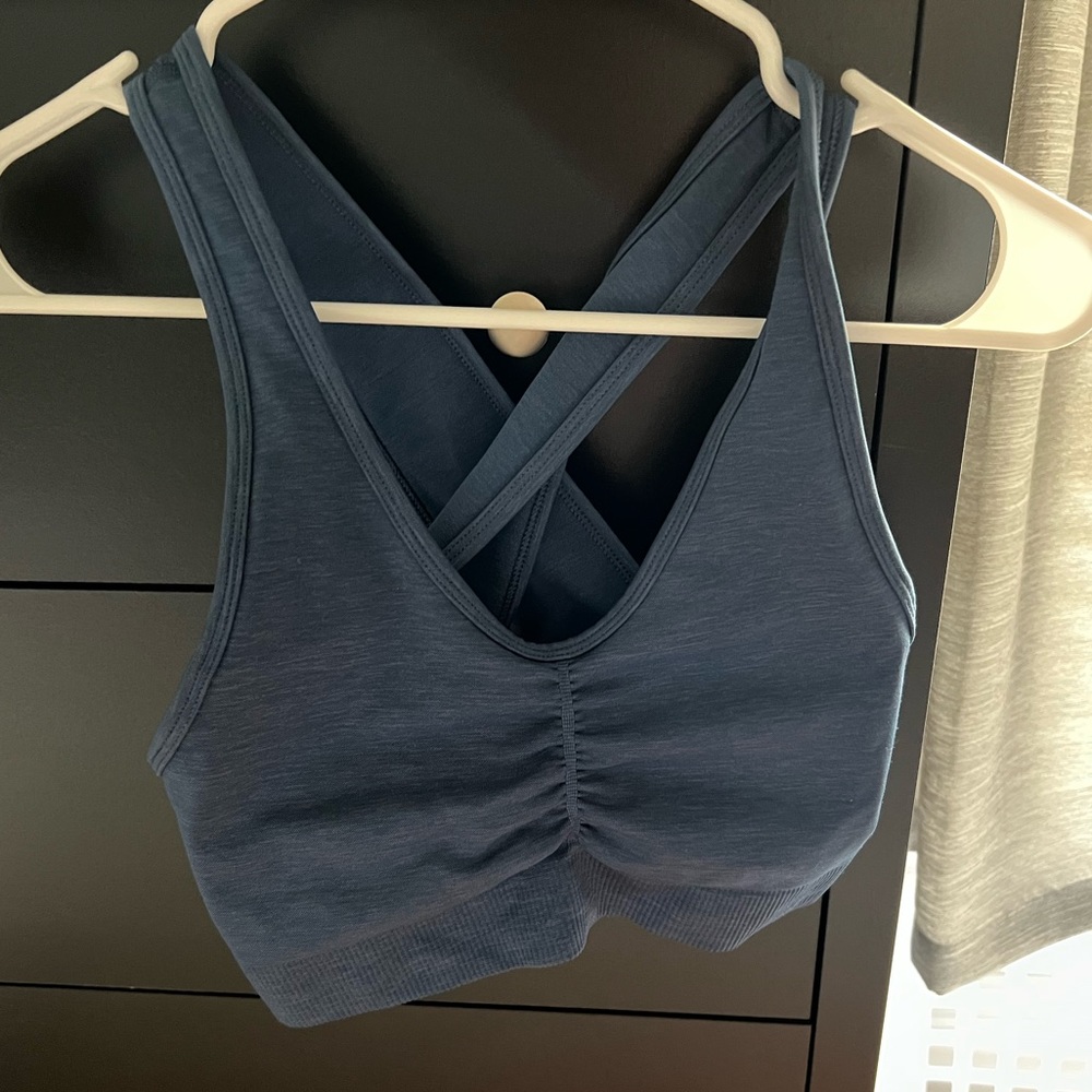 Alphalete amplify bra. Size small